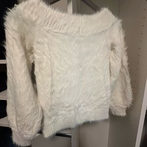 BANANA REPUBLIC FUZZY OFF SHOULDER SWEATER SIZE PXS